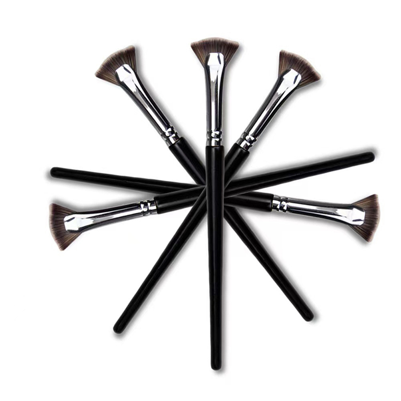 Beauty No Makeup - 1PC 팬 모양의 속눈썹 브러쉬 소프트